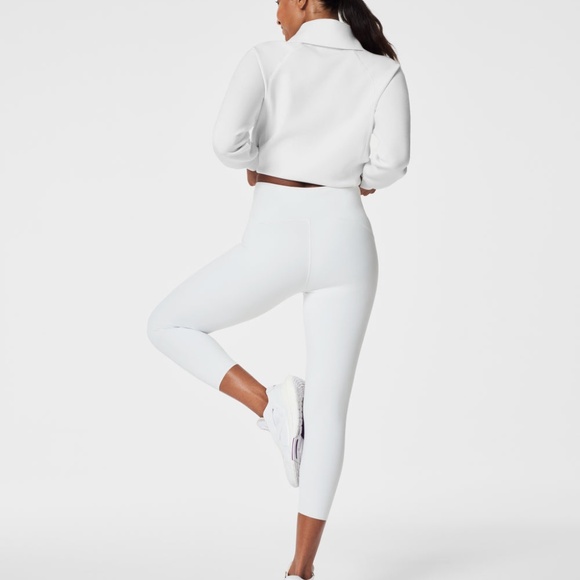 Spanx White Booty Boost 7/8 Legging with No-Show Coverage - Picture 2 of 10